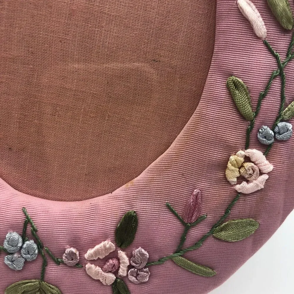VINTAGE Floral Fabric Picture Frame Set of 2 Oval Cottagecore Grannycore